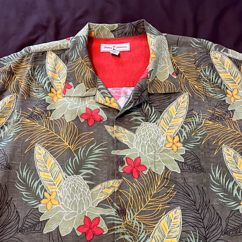 Tommy Bahama 100% silk shirt size XL